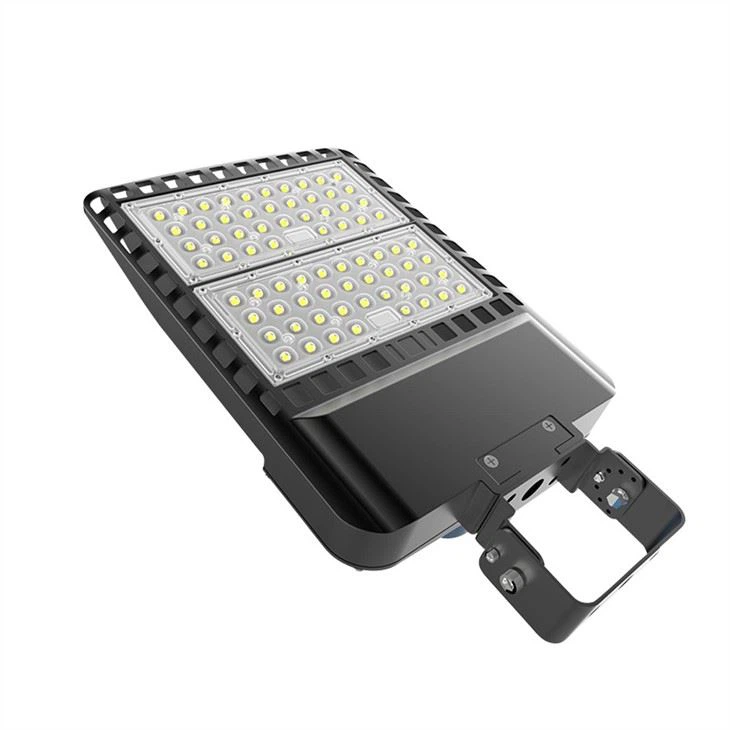 Chiếu sáng khu vực thương mại bằng đèn LED