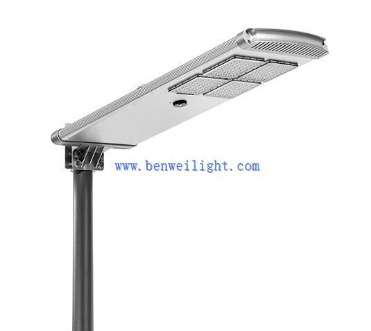 Đèn pha LED năng lượng mặt trời đúc khuôn