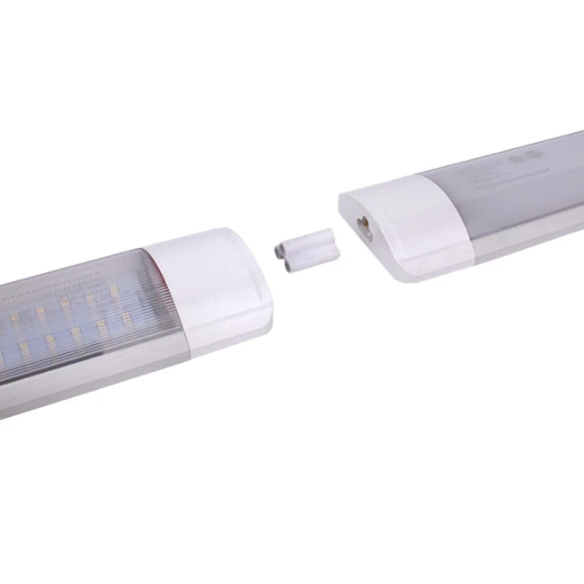 Led Batten với phích cắm 3 chân