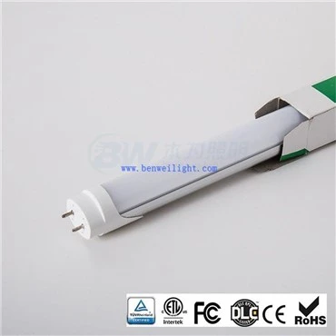 Bắt vít trong đèn Led nhà để xe