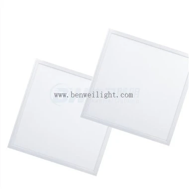 Ánh sáng bảng điều khiển phẳng LED 2x2 được gắn trên bề mặt mỏng nhất