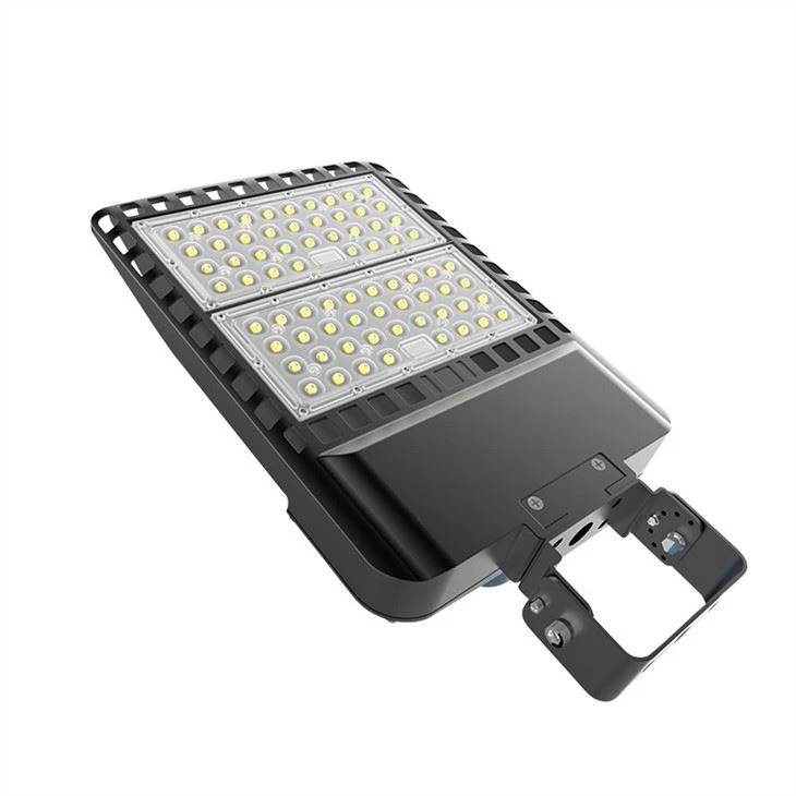 Đèn chiếu sáng bãi đậu xe Led không thấm nước