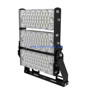 Chiếu sáng trong sân vận động bóng đá