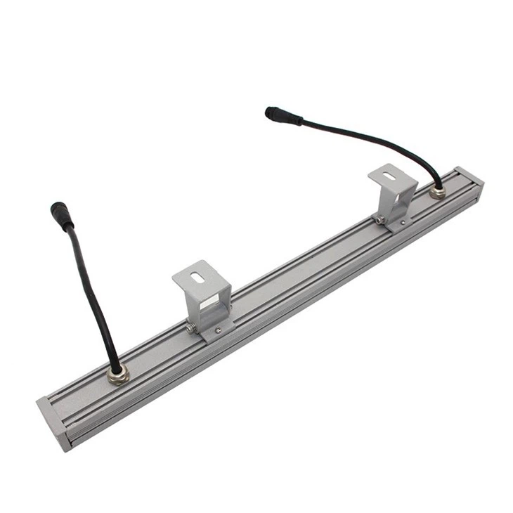 recessed wall washer